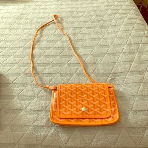 Goyard orange pouchlette, only used a couple times
